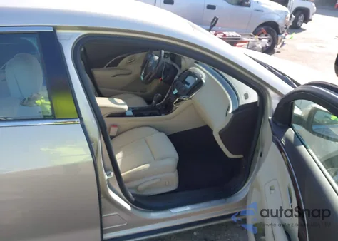 2014 Buick Lacrosse from USA, damaged, VIN 1G4GA5GR1EF290892